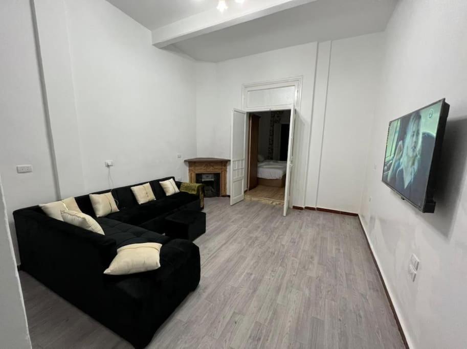 Charming Studio With Italian Architectural Style Каир Экстерьер фото
